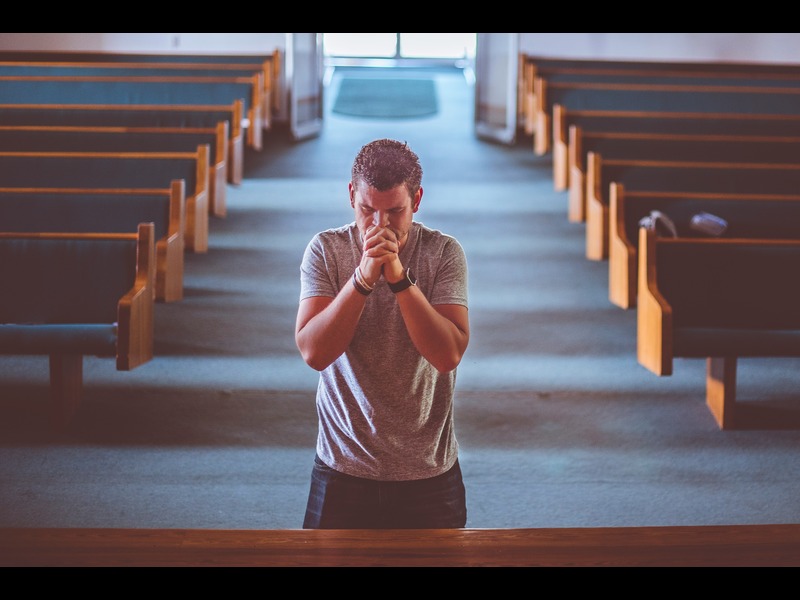 25 Powerful Prayers for Strength During Difficult Times to Find Hope, Peace, and Courage