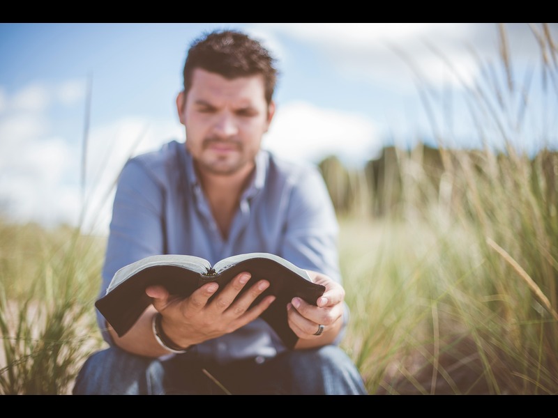 Benefits of Reading Bible Verses About Strength
